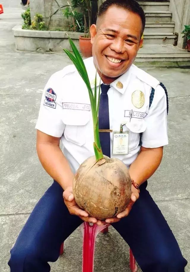 《世界各地江山人》系列二：吃着菲律宾榴莲的江山逗号哥(3)